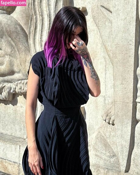 ぽっちゃりカップルオンリーファンズ 裸 写真