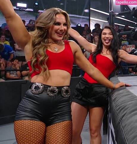 巨大アナルディルドオンリーファンズ ポルノ 写真