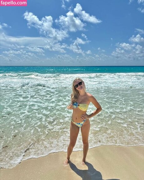 巨尻オンリーファン 無料ヌード 写真