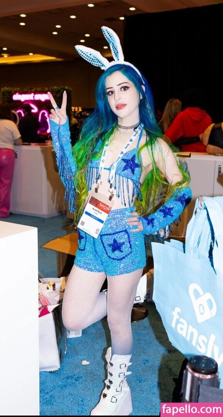 Kati3Kat 独占スター 写真