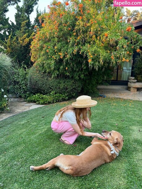 アラブカップルオンリーファンズ ポルノ 写真