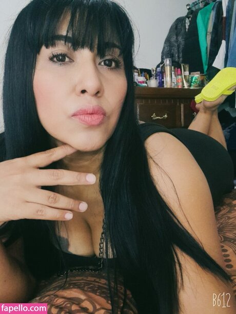 かわいいブロンドのオンリーファンズ 無料ポルノ ギャラリー