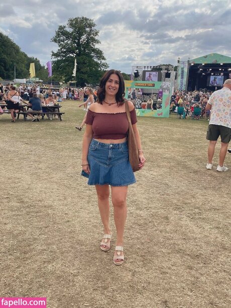 ジムのインフルエンサーオンリーファンズ パーフェクト ギャラリー