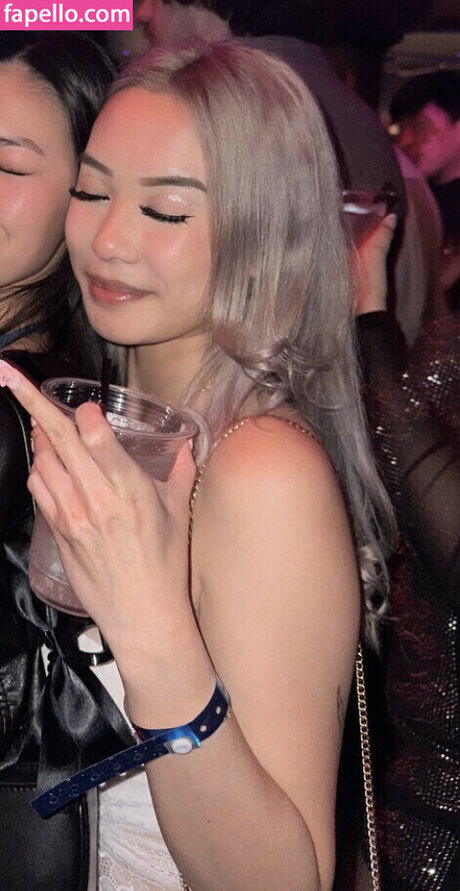 winnniiex xxxモデル 写真