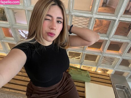 Kim Estrada ヌードのポルノスター 写真