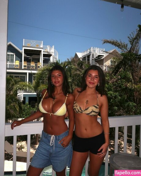 Lydia Lowry トップ女優 画像