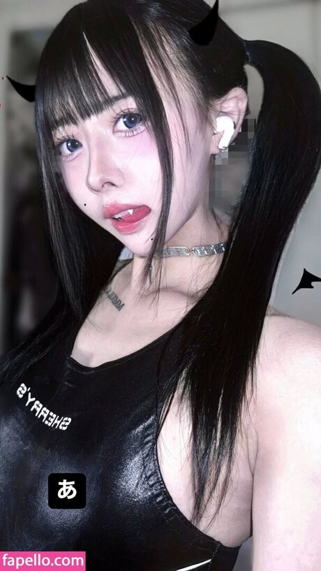 心理学者オンリーファンズ エロ 画像