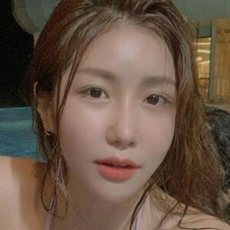 nana un 素敵な女優 画像