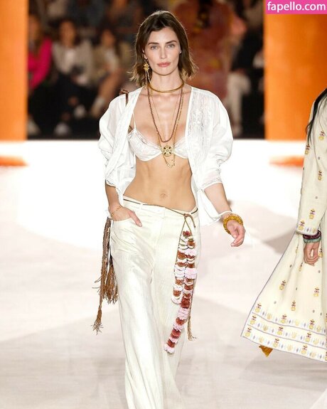 筋肉トランスオンリーファンズ エロ ギャラリー