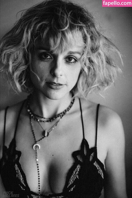 Erica Rhodes セックスポルノスター 写真