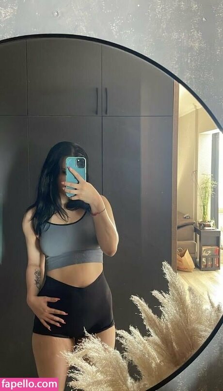 Su Balc_ ポルノスター 写真