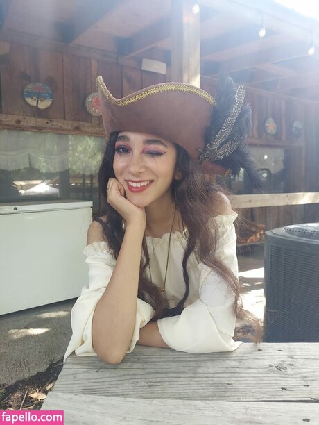 AlineFouche ポルノスター セックス ギャラリー