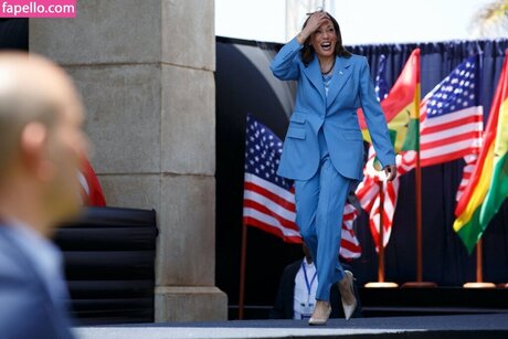 Kamala Harris ポルノスター xxx 写真