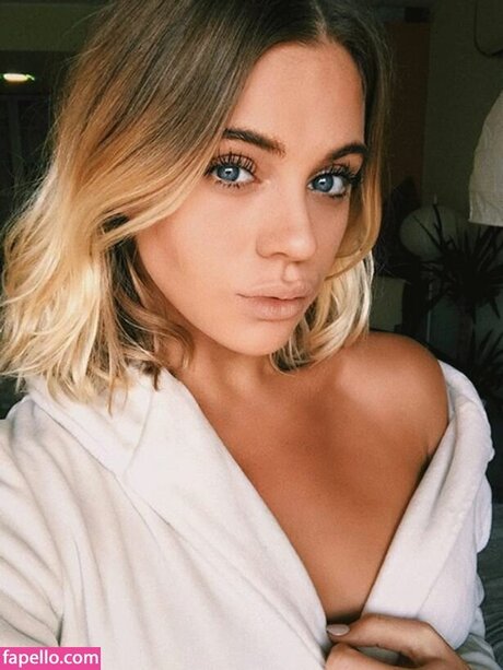 Laura Crane トップスター 写真