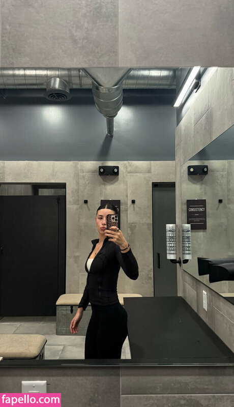 ferchugimenez トップ女優 写真