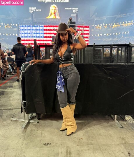 Ashley Cunningham 独占スター 画像