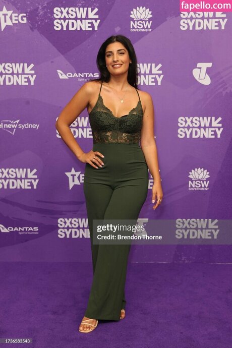 ヌード妻オンリーファンズ ポルノ ギャラリー