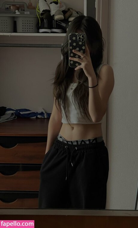 Genospov エロティックモデル ギャラリー