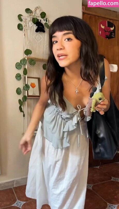 ティックトックスター オンリーファンズ アートxxx 写真