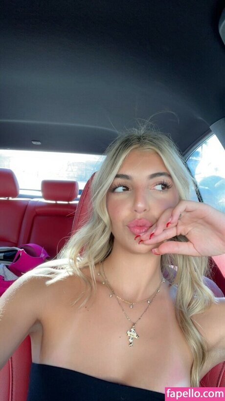 Lyla Lane 無料女優 写真