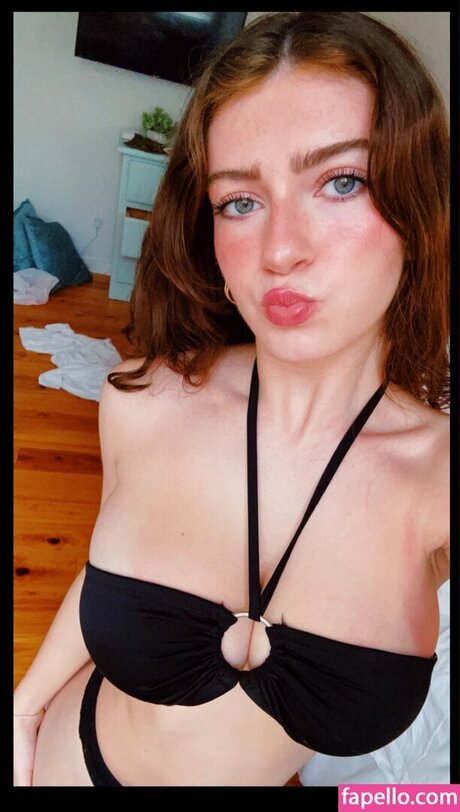 Fiona Odle ホットなポルノスター 画像