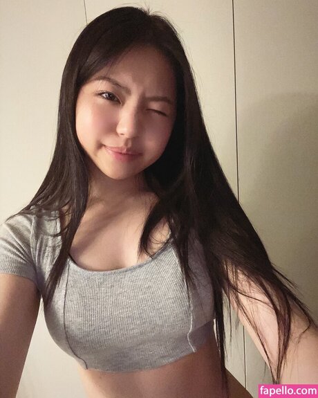 aishlvsu 無料モデル ギャラリー