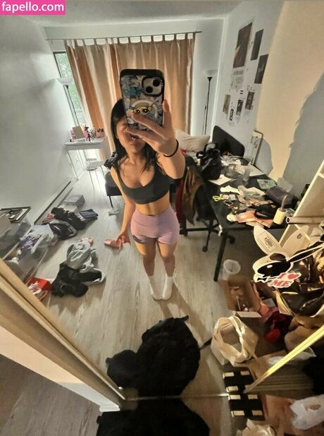 aishlvsu エロティックなモデル 画像