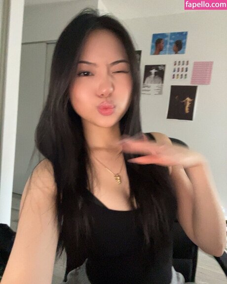 aishlvsu スター ヌード 写真