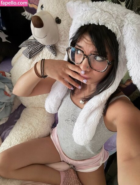 Angelina Fishtank ポルノスター HD 画像