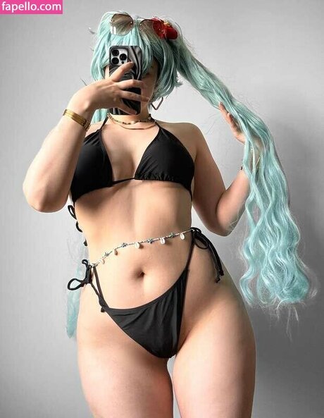 Qiandaiyiyu HDポルノスター 写真