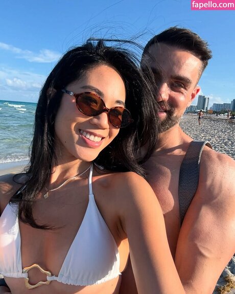 WMAF Alpha Couples かわいいスター 写真