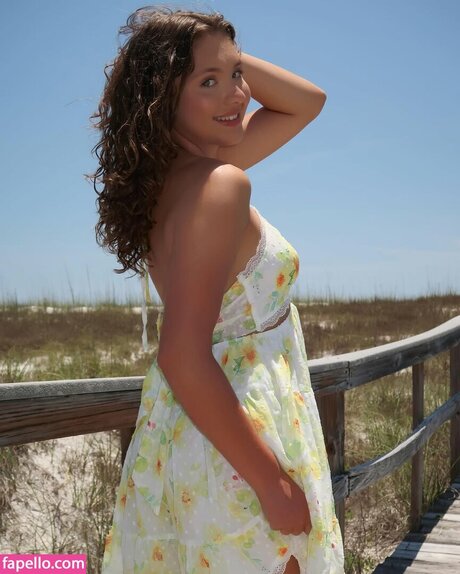 金髪の小人オンリーファンズ 無料ポルノ ギャラリー