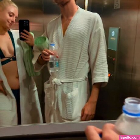 レズビアンマッサージオンリーファンズ 無料ポルノ 写真