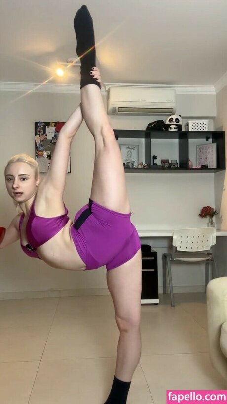 巨乳熟女オンリーファンズ アートヌード ギャラリー