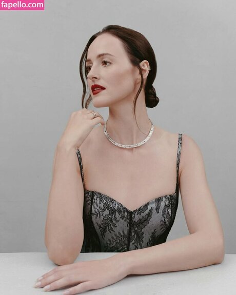 Renate Reinsve xxxスター 画像