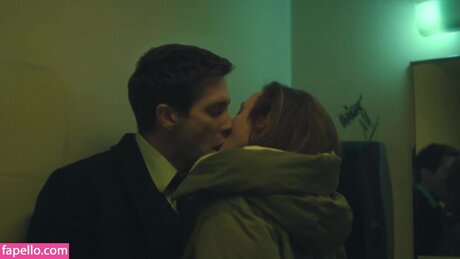 Renate Reinsve エロティックなスター 写真