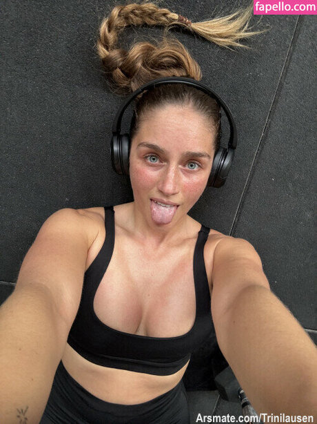 Chile Mega 完璧なモデル 写真