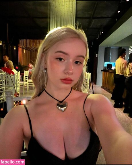 Bulebarbie official 美しいポルノスター アーカイブ