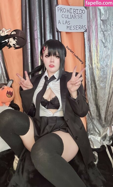 Scarlett Ludenberg セクシーなスター 写真