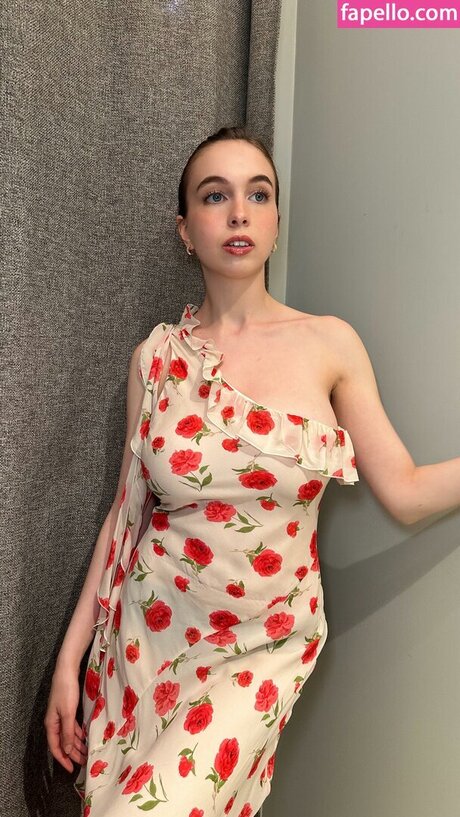 Serena Skybourne アート女優 画像