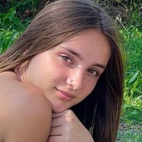 Marina Jotanovic セクシーなスター アーカイブ