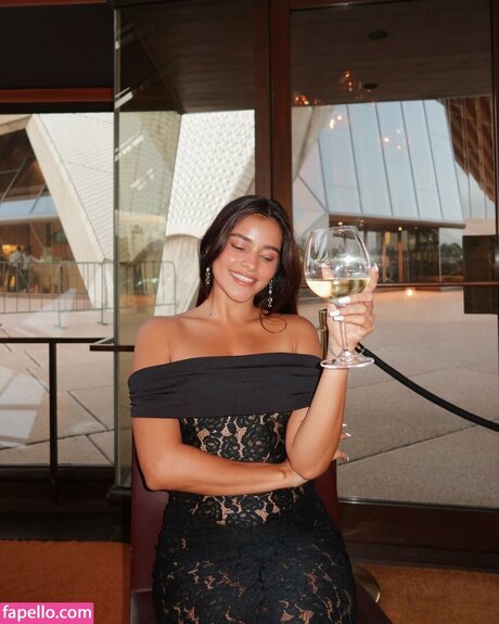 Meghna Kaur ポルノスター 可愛い 画像