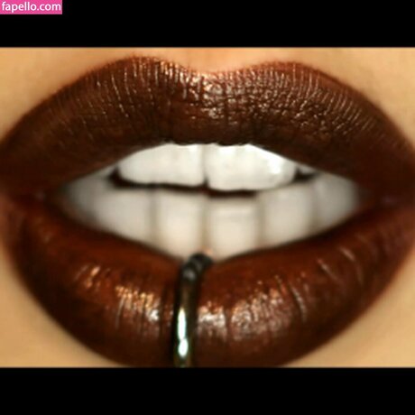 Denice Klarskov xxxポルノスター 画像