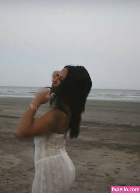 黒人美女オンリーファンズ 無料 ギャラリー