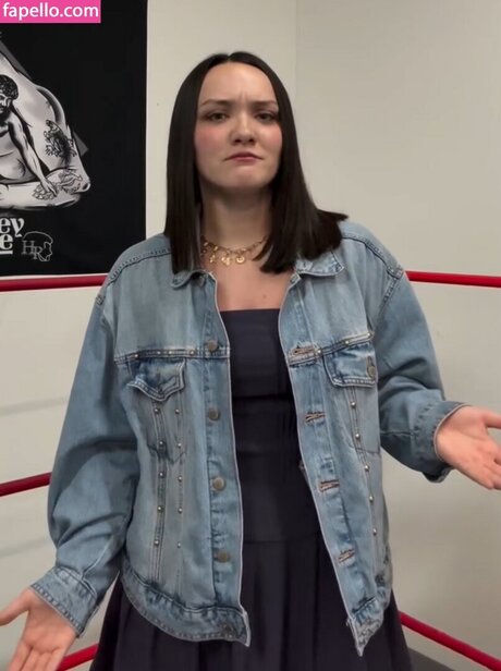 Izzy Moreno ヌード女優 画像