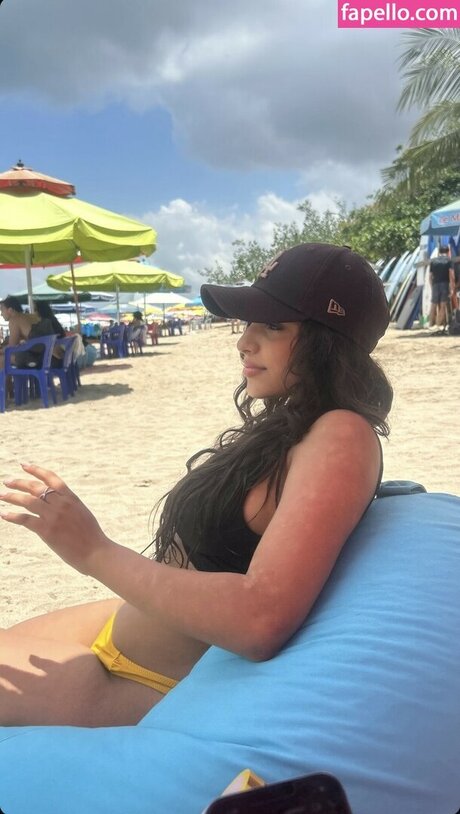 Jaya Thandi モデル 写真