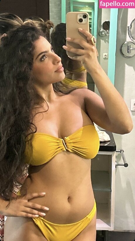 Jaya Thandi xxx女優 画像