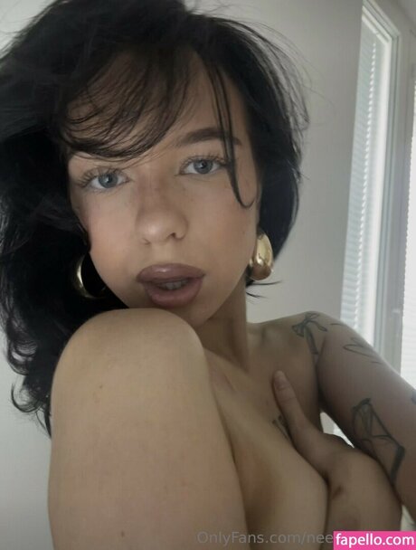 Neea Kuosmanen 高品質のポルノスター アーカイブ