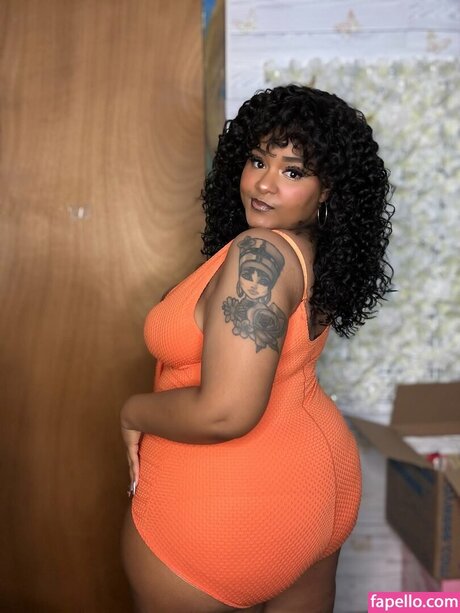 Millybunnie ポルノスター ヌード ギャラリー