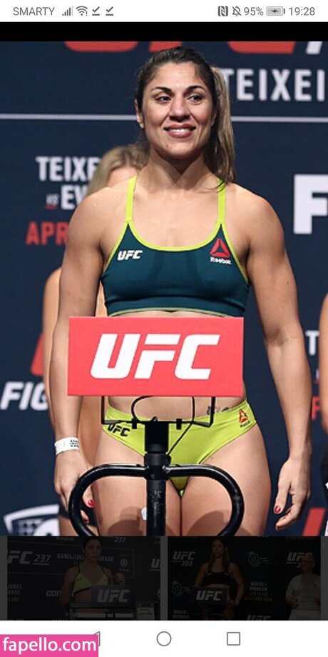 Bethe Correia エロティックなモデル 写真